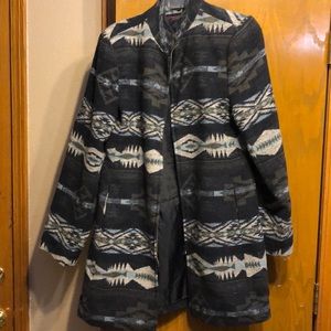 Cowgirl legend blanket coat in like new condition